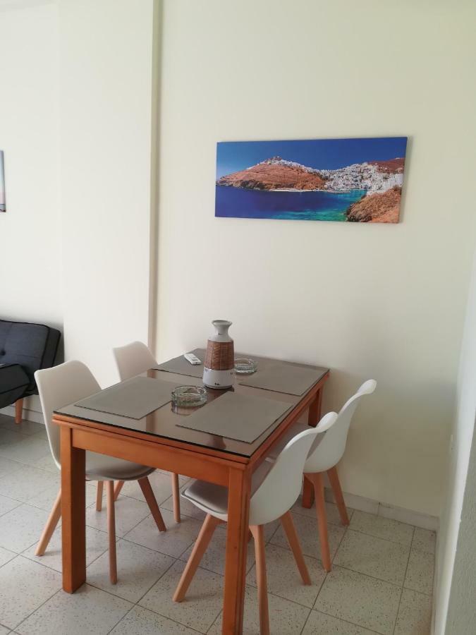 Pera GyalosΘέαστρον - Theastron House With Great View In Chora公寓 外观 照片